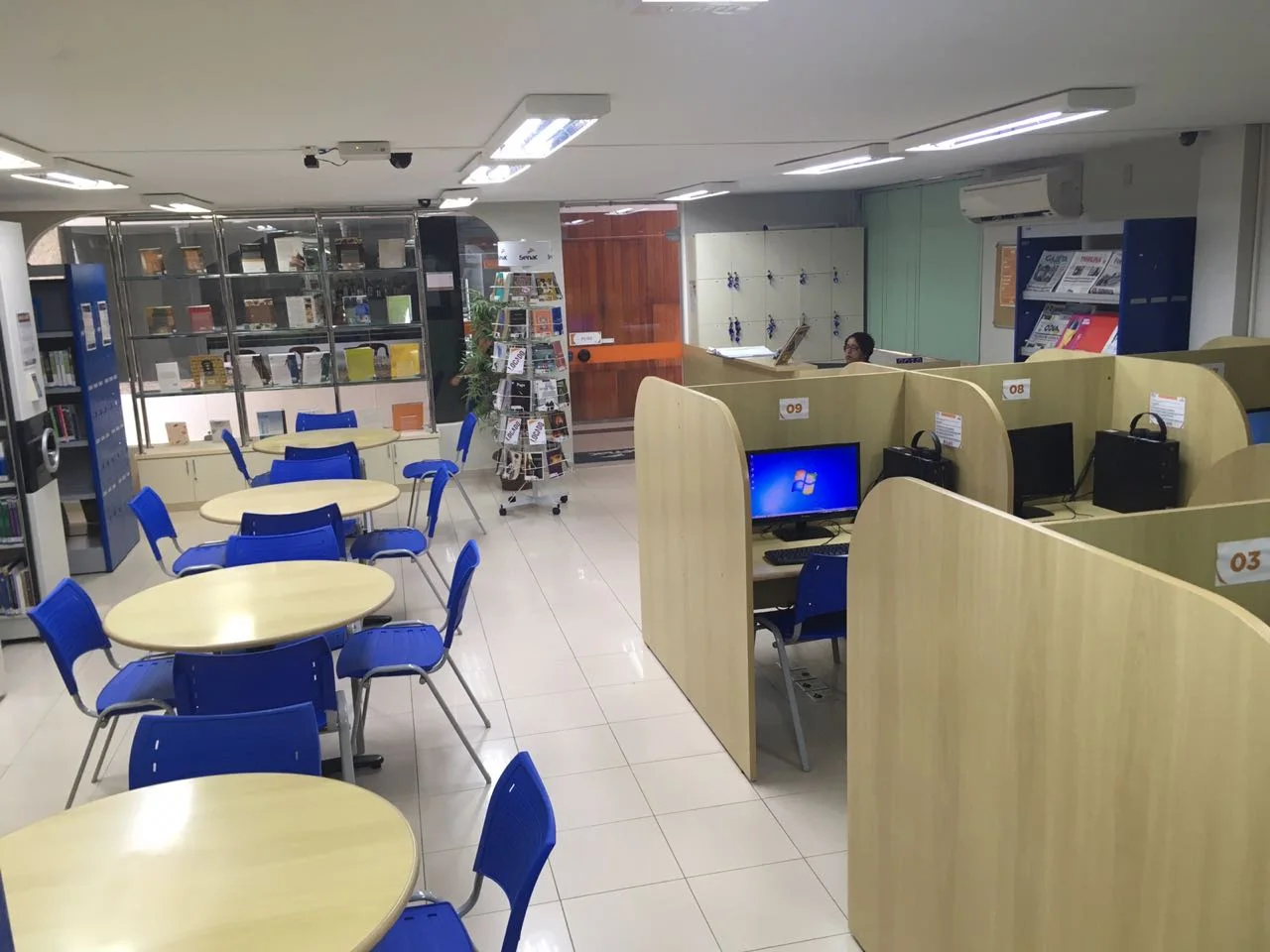 biblioteca 5.001